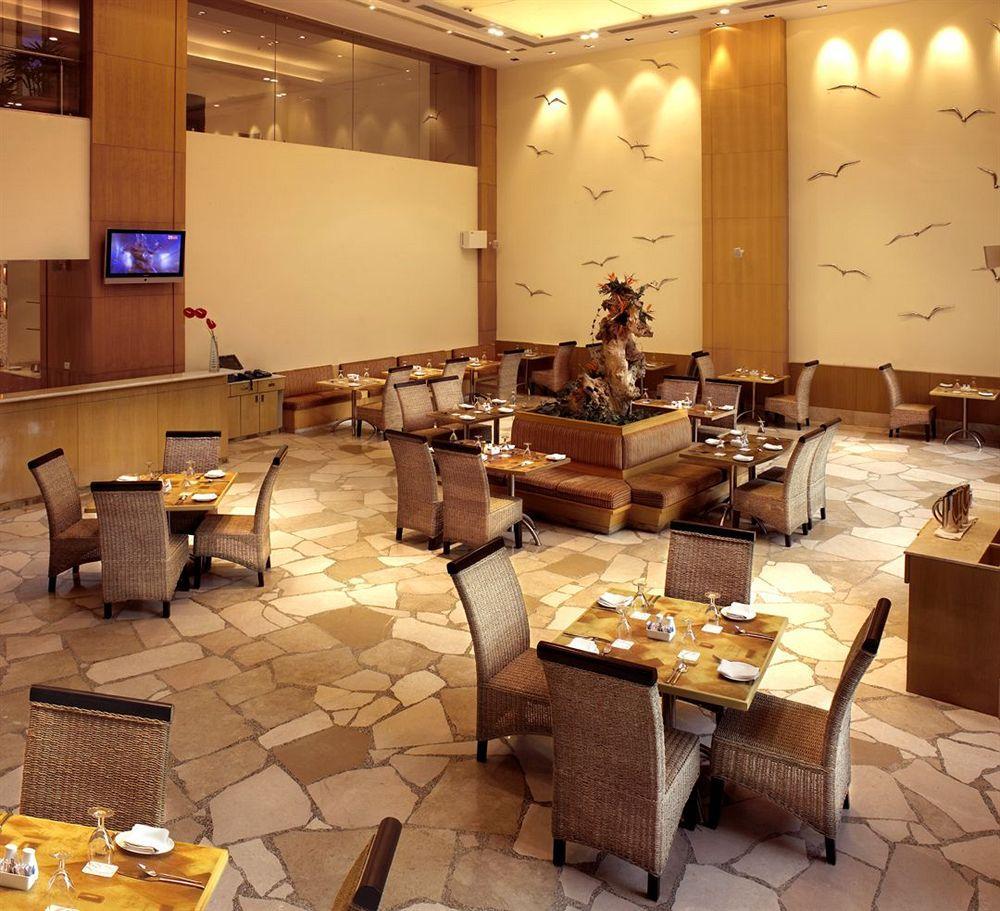 The Chancery Pavilion Bangalore Nhà hàng bức ảnh